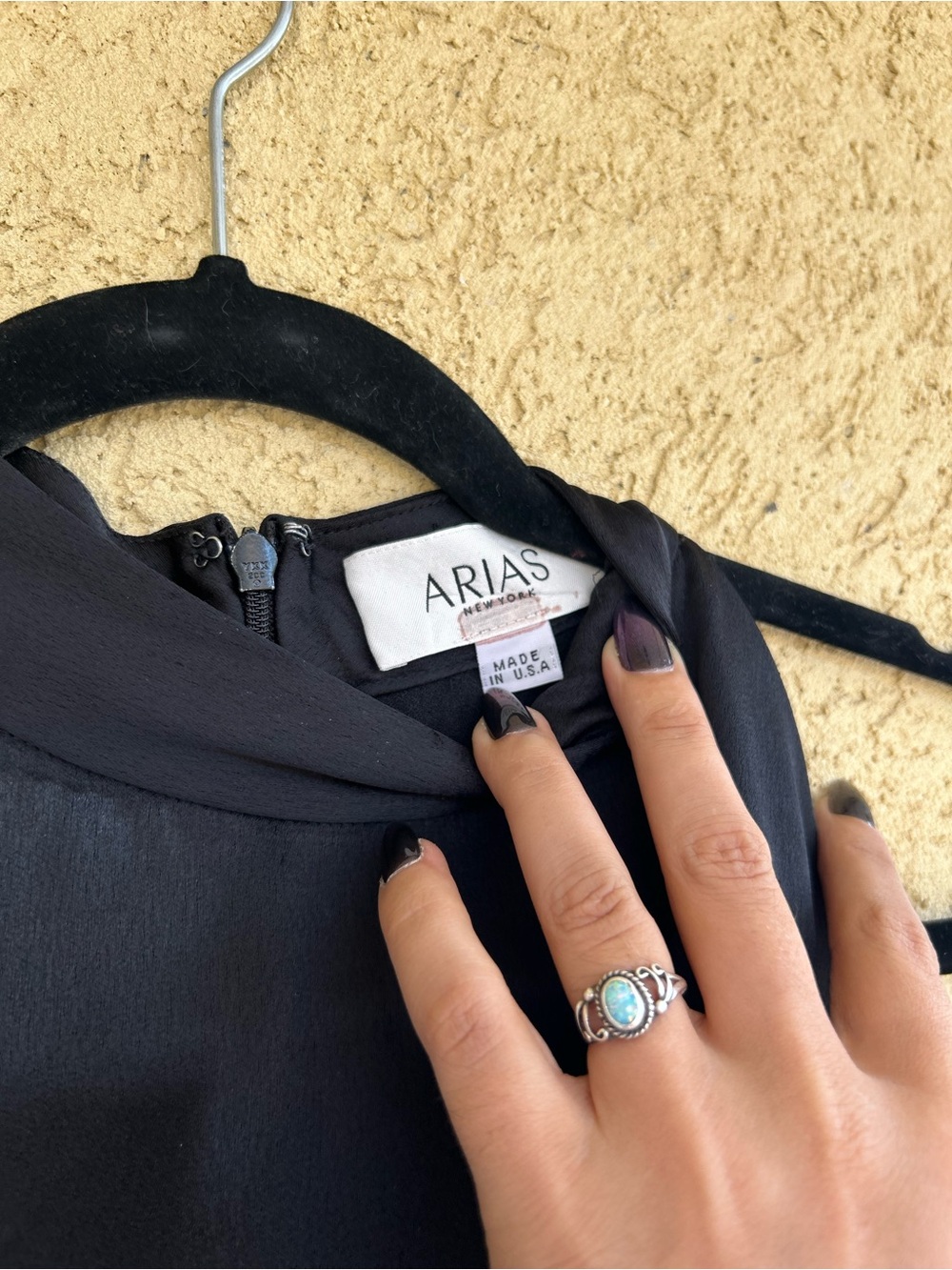 Arias New York $795 Retail Cold-Shoulder Halter Neck Black Midi Dress Size 6 - Picture 8 of 12